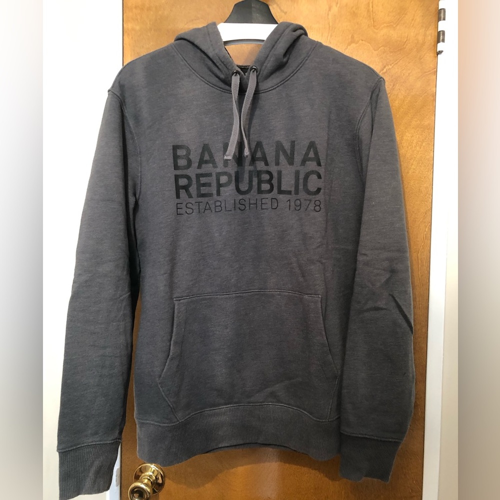 Banana Republic men’s gray hoodie